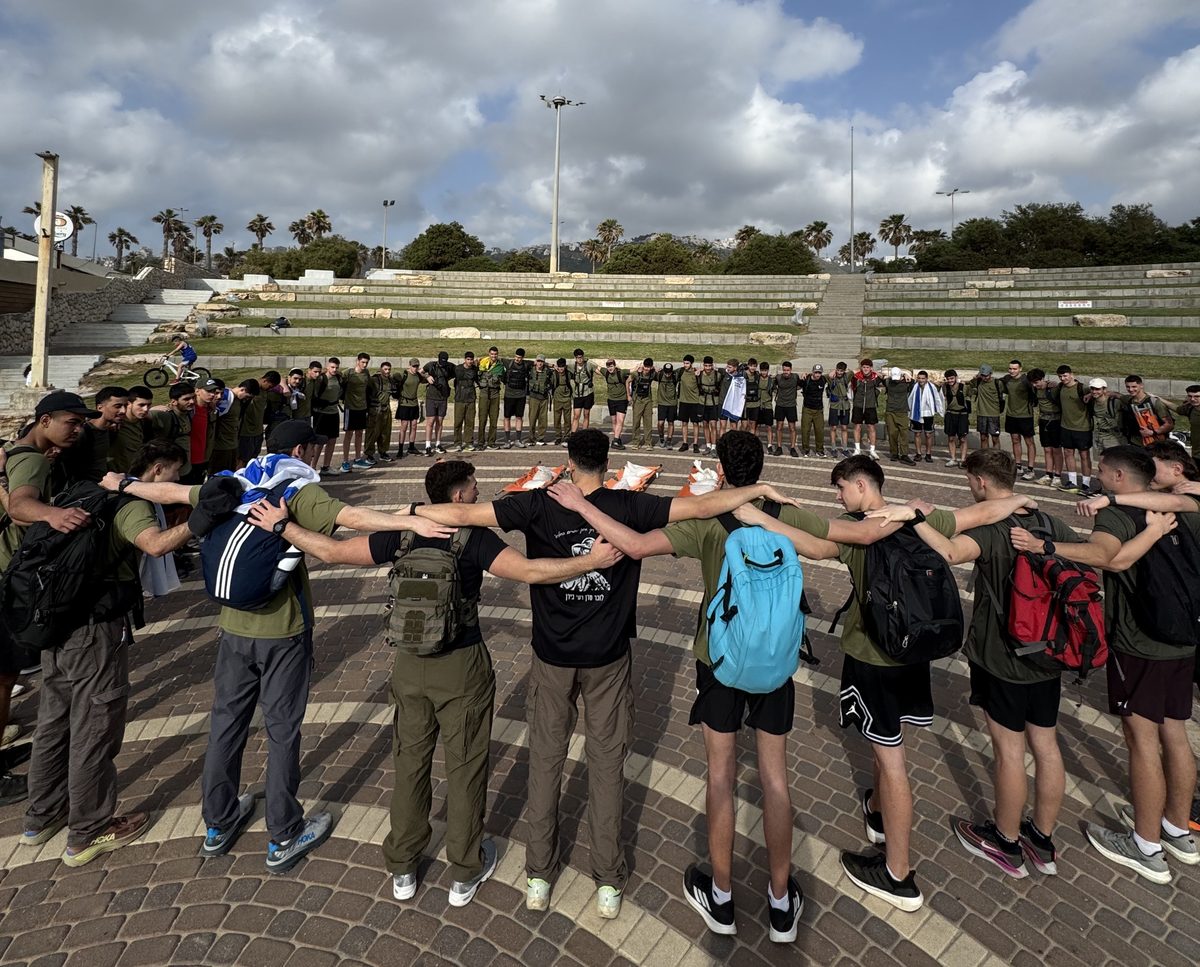 חניכי אדרנלין במעגל אחווה